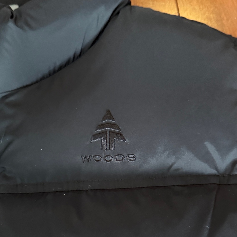 Black Puffer Vest - Picture 3 of 4